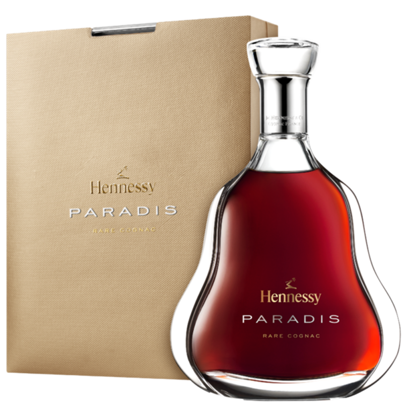 Hennessy-Paradis-70-GB-T-ERetailKit-ST-OP-IN-PNG_low.width-640x-prop